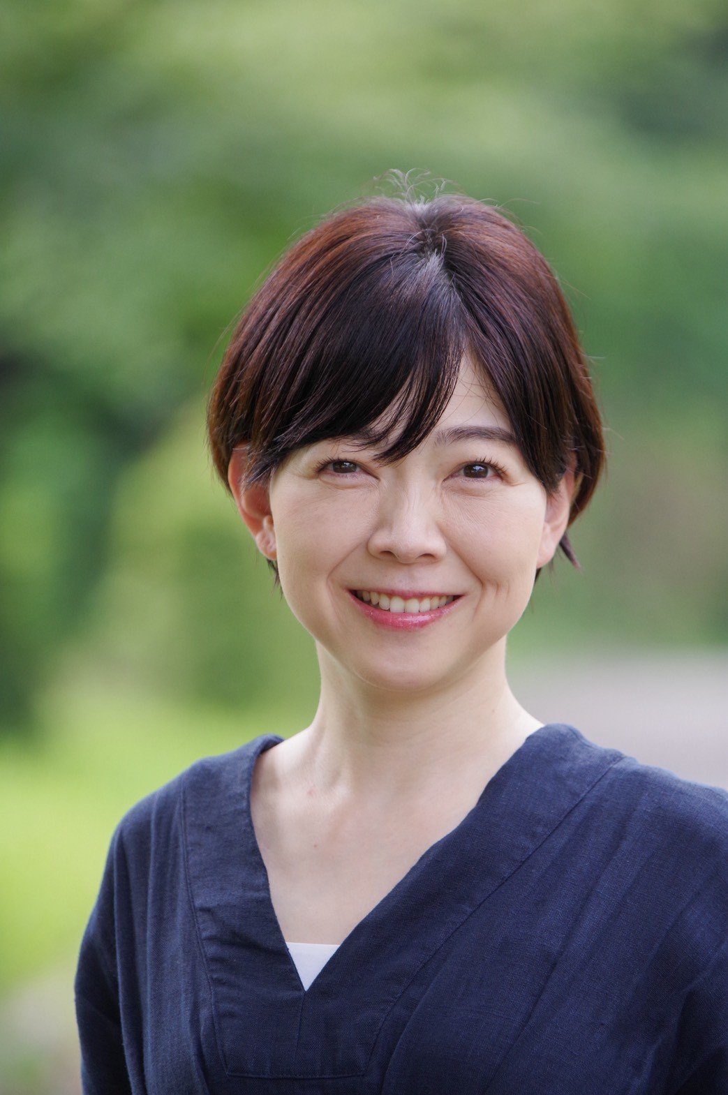 Portrait of Japanese voiceover artist Eri Zasu